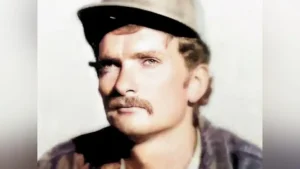 Alien Abduction - Travis Walton - Discovery Channel IMAGE SOURCE: http://www.cbc.ca/radio/asithappens/as-it-happened-the-archive-edition-the-aliens-episode-1.4167737